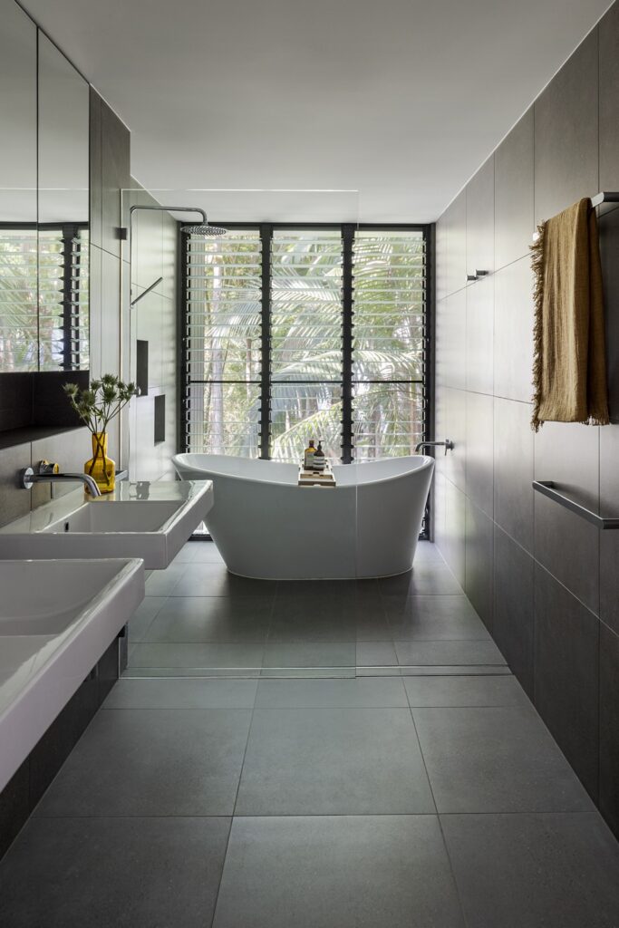 Raintree – Rainforest Bath