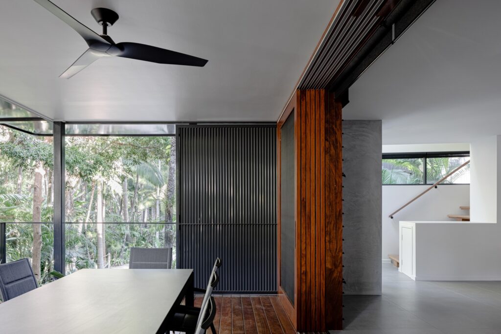 Raintree – Operable Glass Walls