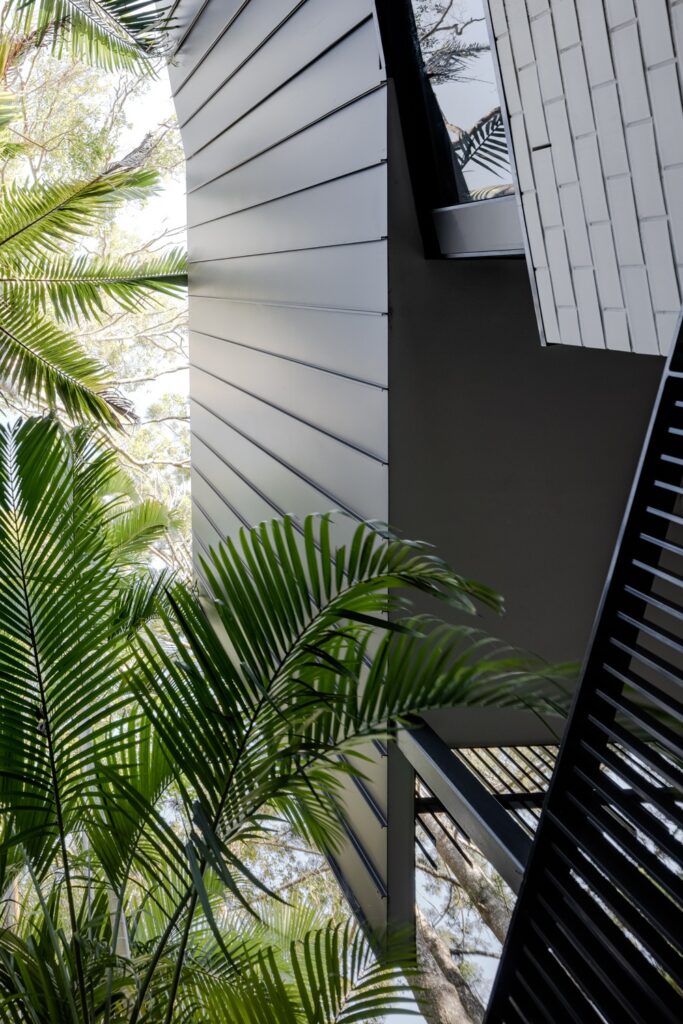 Raintree – Standing Metal Seam