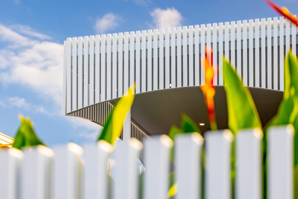Jasmine Ave – Crisp Clean Lines