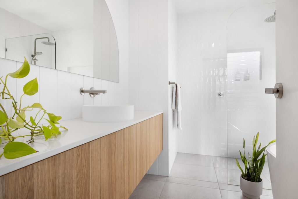 Jasmine Ave – Bathroom