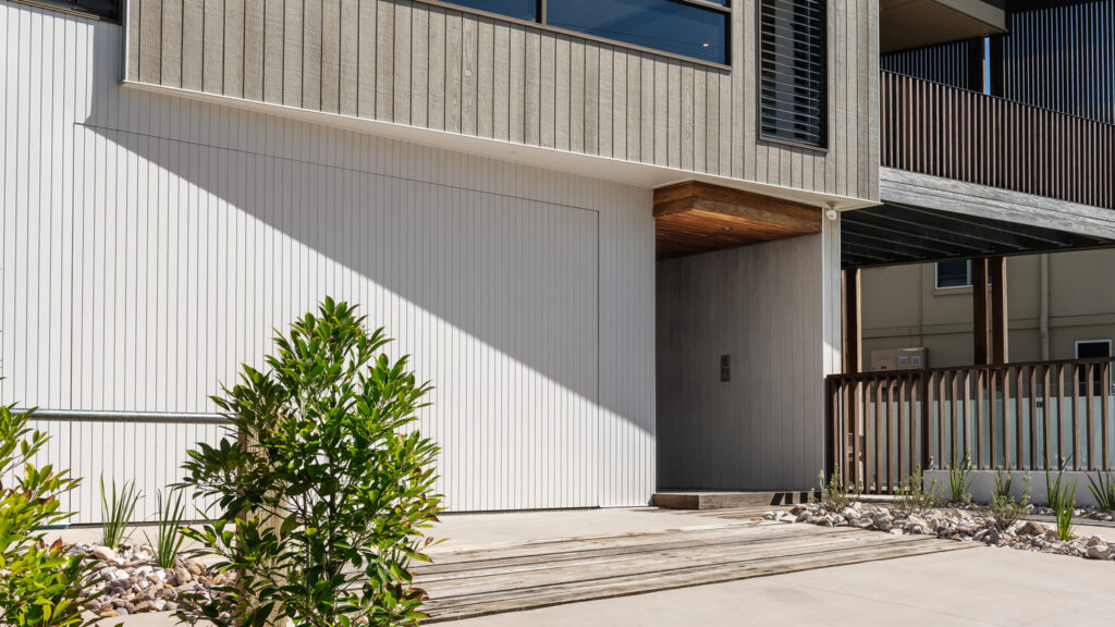 Wilson Avenue – Harwood Driveway Inserts
