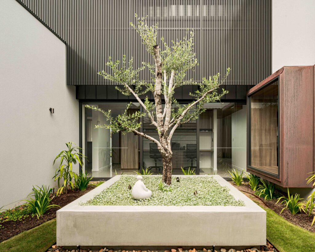 Turner Residence Garden Court