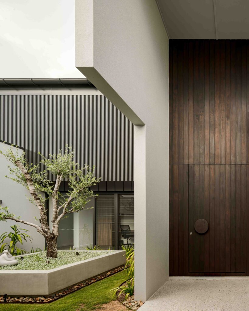 Turner Residence Light Well Forecourt